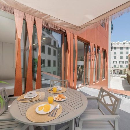 Cine Park Residences By An Island Apart フンシャル エクステリア 写真