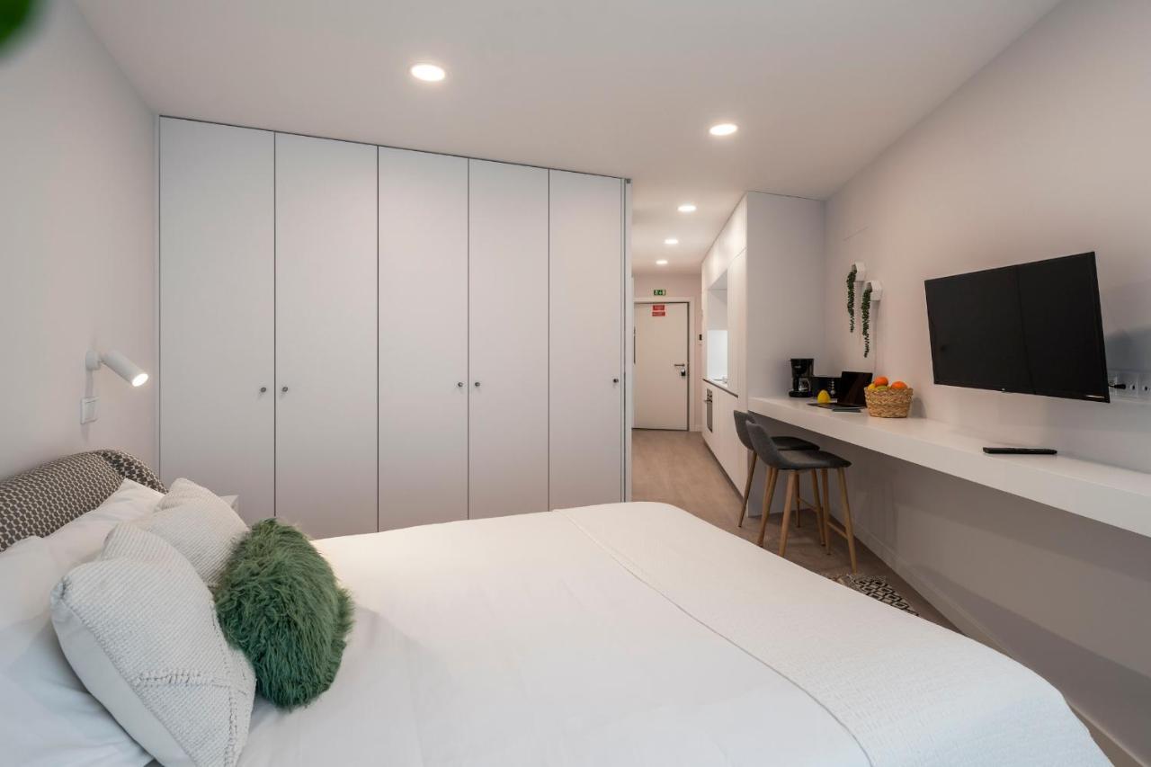 Cine Park Residences By An Island Apart フンシャル エクステリア 写真